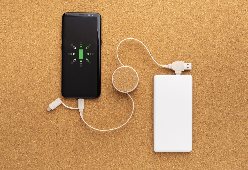 Handy, Adapter, Hardware, Überwachen, Bildschirm, Smartphone, Power bank, Ladekabel, USB-C, Batteriesymbol, smartphone, power bank, Ladekabel, USB, Batterie, Smartphone, Power bank, USB-C, Kabelloses Laden, Batterie Ladegerät